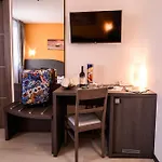 Rainbow Hotell