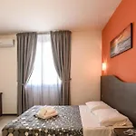 Hotell Rainbow 3*