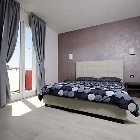 Rainbow Hotel 3*