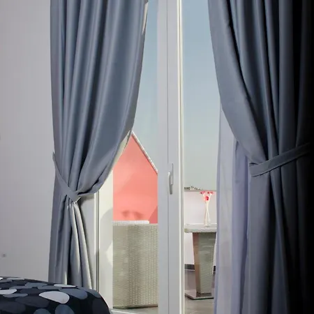 Hotel Rainbow