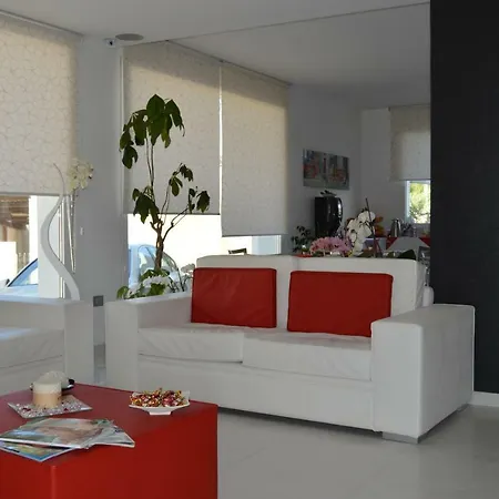 Rainbow Hotell